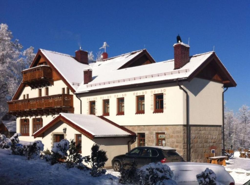 Przystanek Bavaria - Sauny, Parking Oraz Wstep Do Parku Bajek W Cenie! คาร์ปัตซ์ ภายนอก รูปภาพ